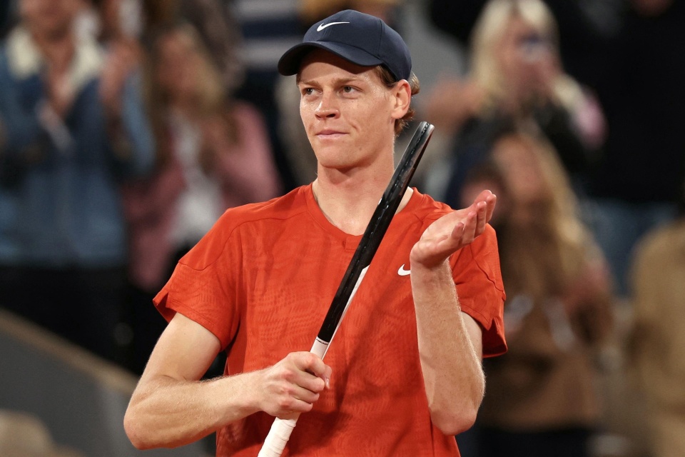 但其中透露 但其中透露