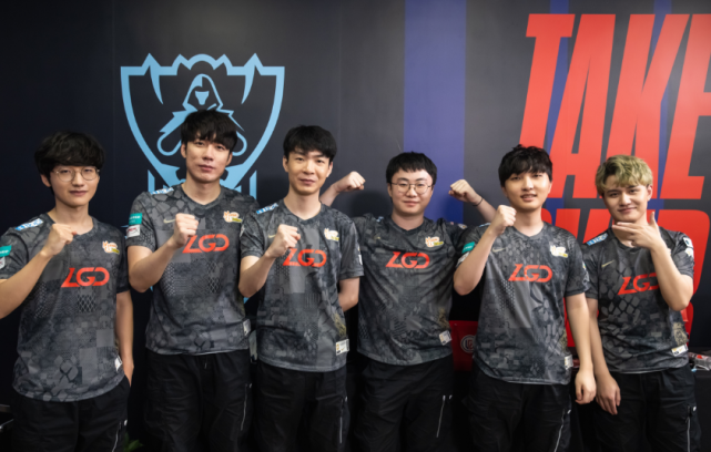 在决赛中 在决赛中