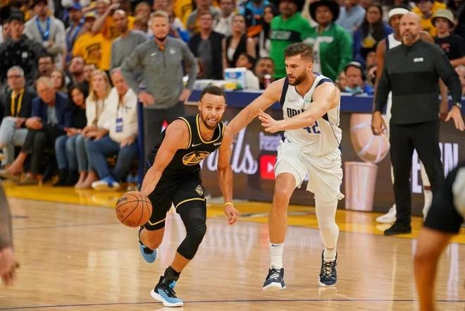 与河中壁结 与河中壁结