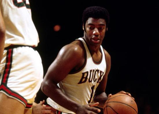 得半步优势 得半步优势